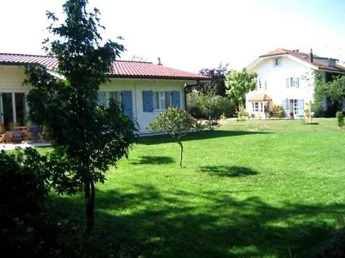 Bnb Atelier De St. Maurice Vesenaz Bed & Breakfast